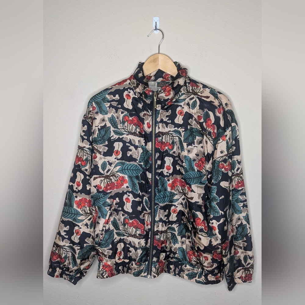 Out Brook Women's Silk Size Small Zip Up Cherries Floral Multi Color Jacket